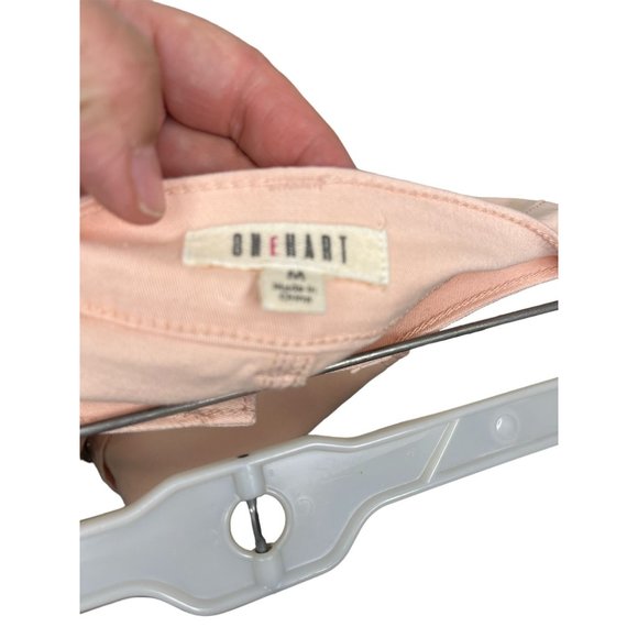 ONE HART Juniors Pink Embroidered Flowers Mini Skirt Unlined Size M - Picture 4 of 4